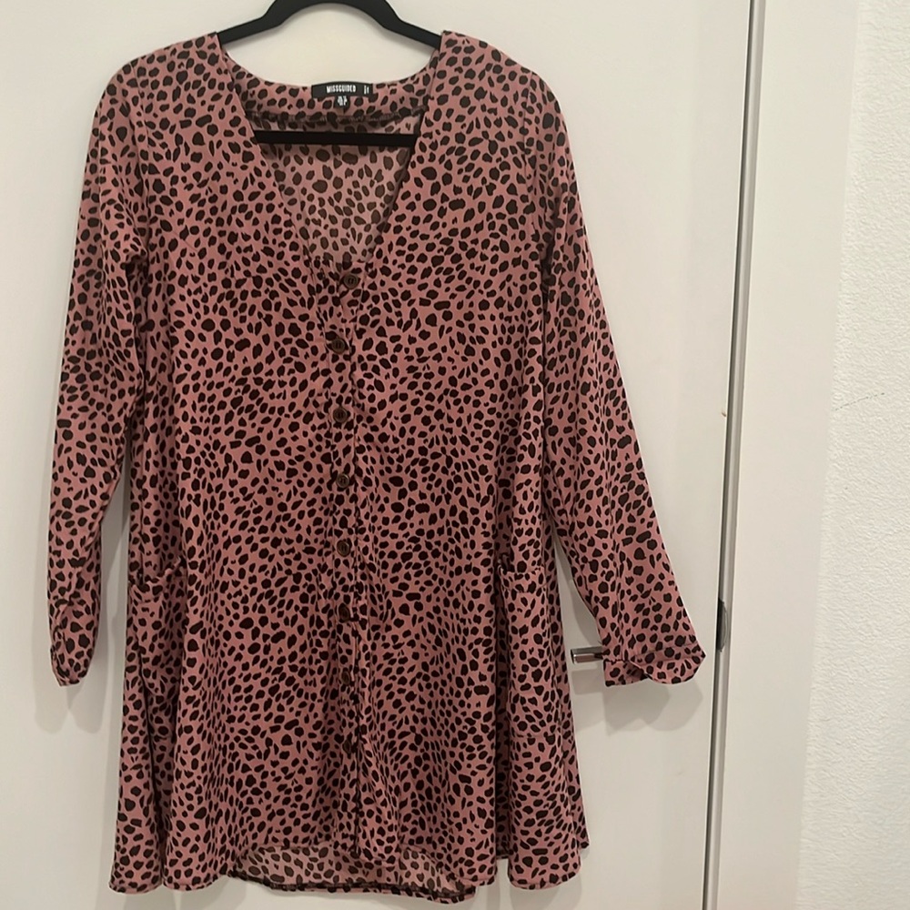 NWOT Missguided Blush Button Down Long Sleeve Smock Dress